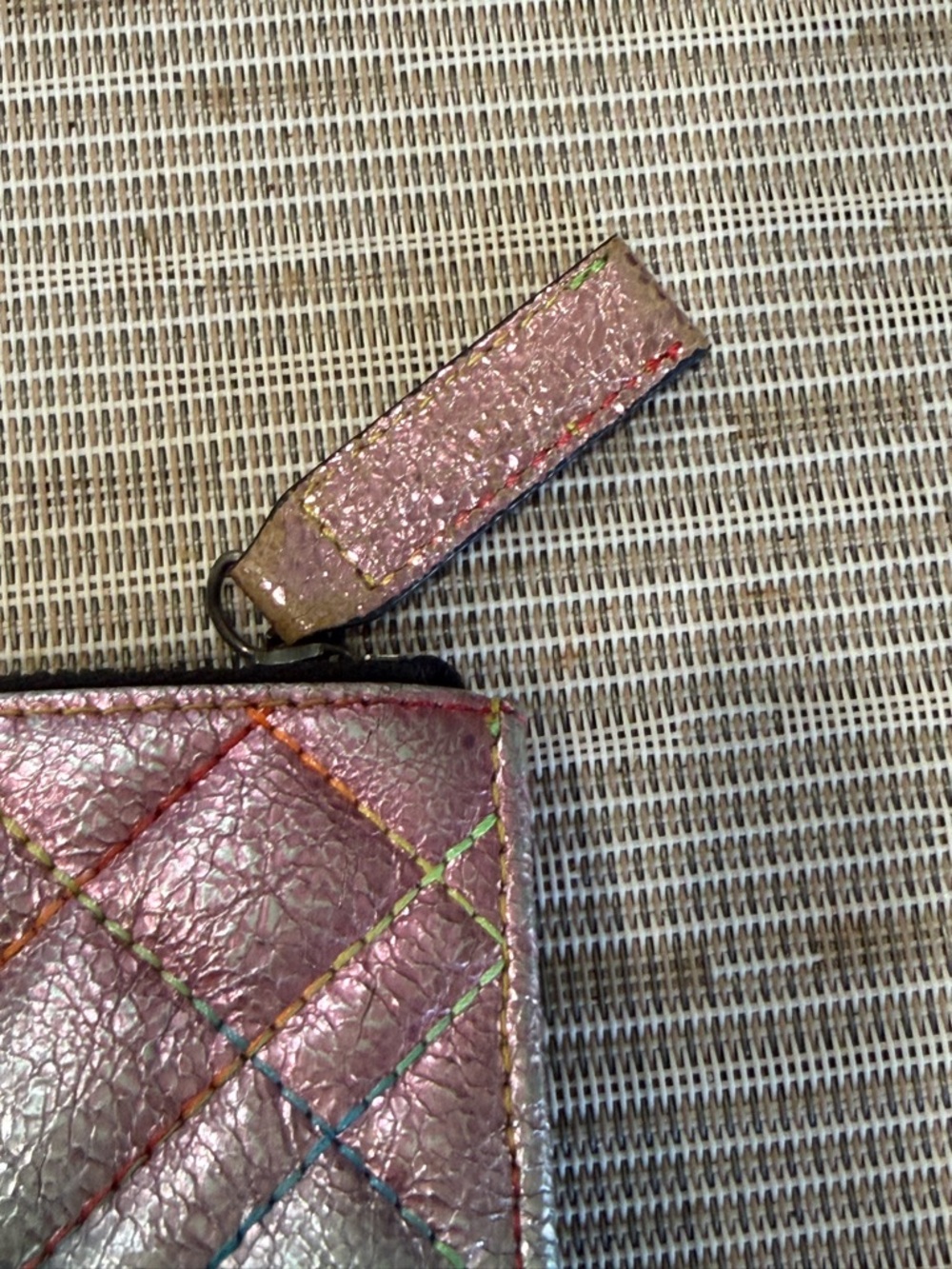 Kurt Geiger Iridescent Multicolor Quilted Leather Wallet with freebie dog charm - Picture 6 of 12